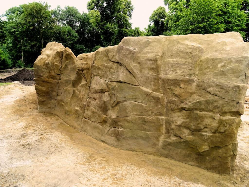 Auch als Dekoration machen sich Kunstfelsen gut in Ihrer Anlage. Farbe und Form können entsprechend Ihrer Wünsche beeinflusst werden. Auch als Dekoration gut in Ihrer Anlage. Farbe und Form nach Ihren Wünschen.