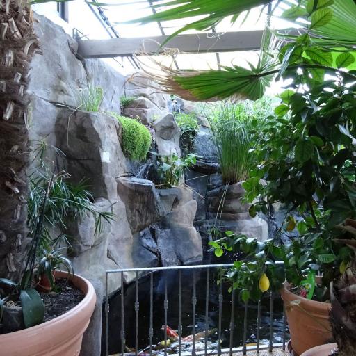 Schönerer Garten durch Kunstfelsen. Farbe und Form individuell wählbar.